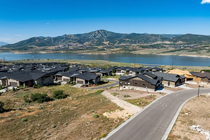 512 E Kayak Dr #309, Hideout, Utah 84036