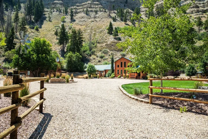 40229 W Sherwood Ln, Fruitland, Utah 84027