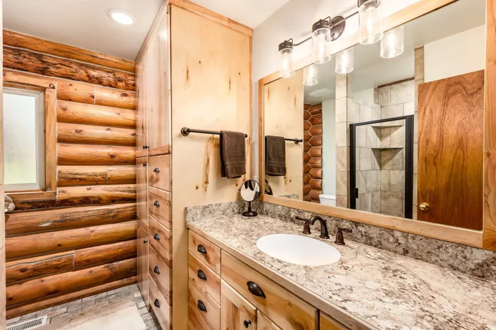 40229 W Sherwood Ln, Fruitland, Utah 84027