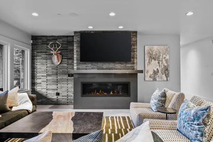 187 White Pine Canyon Rd, Park City, Utah 84060