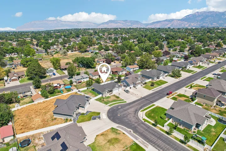 1438 W 2535 N, Clinton, Utah 84015