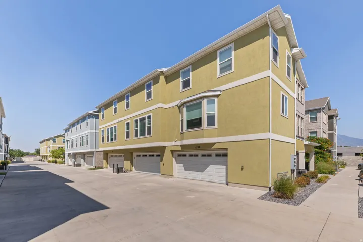1788 W Torlundy Dr, Riverton, Utah 84065