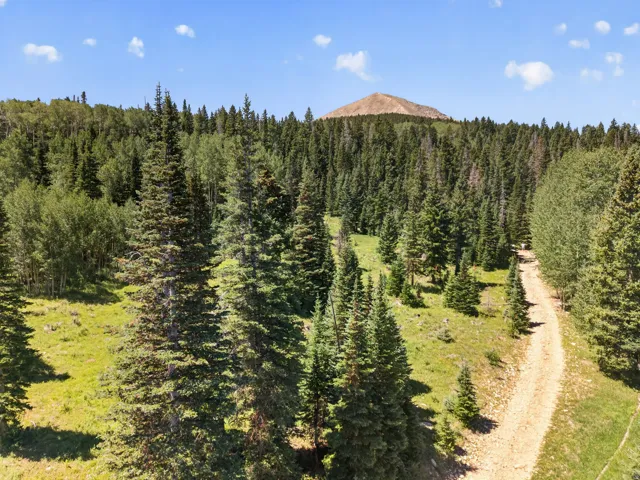 facing south mountains