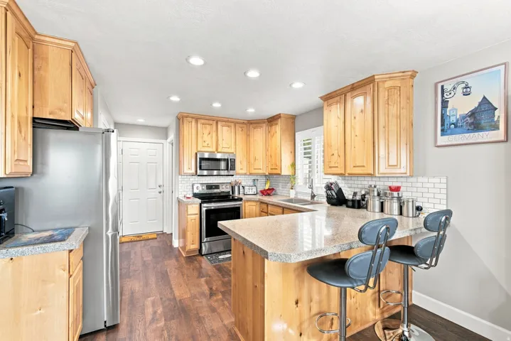 7043 S Sorrento Way, West Jordan, Utah 84081
