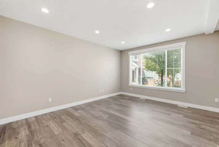 9289 S Castlebury Ct, Sandy, Utah 84094