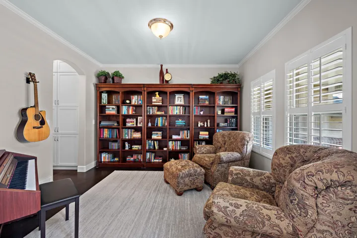 Formal dining room/music room