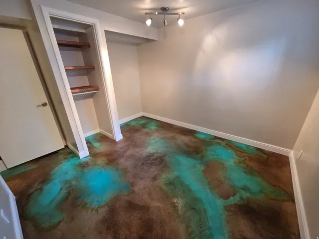 689 E Lavina Dr, South Ogden, Utah 84403