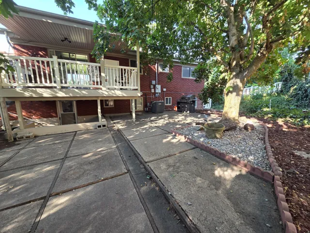 689 E Lavina Dr, South Ogden, Utah 84403