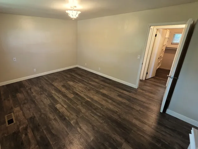 689 E Lavina Dr, South Ogden, Utah 84403
