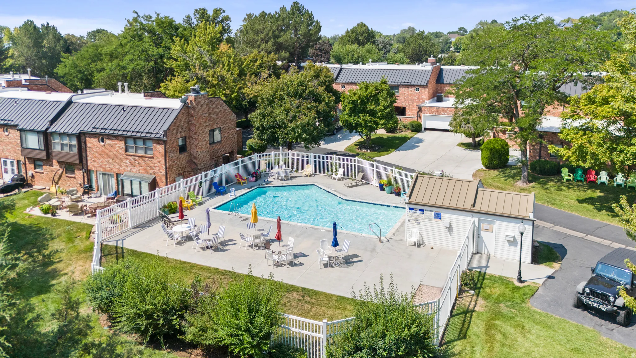 HOA Pool