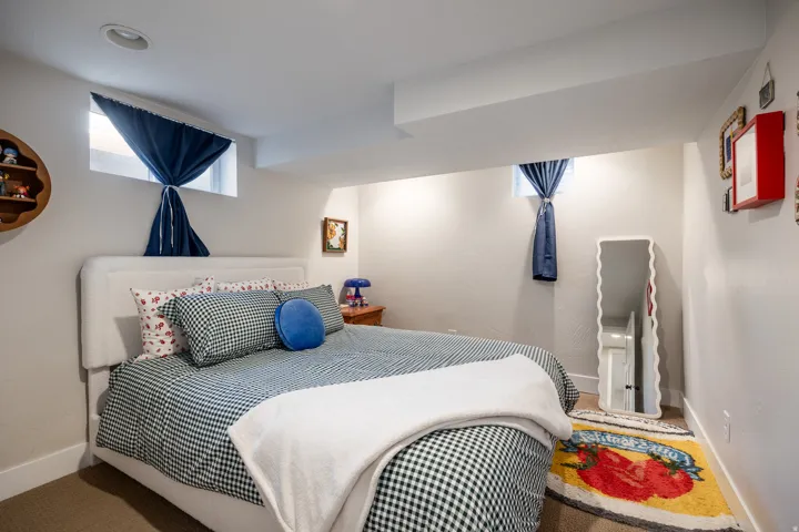 3333 S Pioneer St, Salt Lake City, Utah 84109