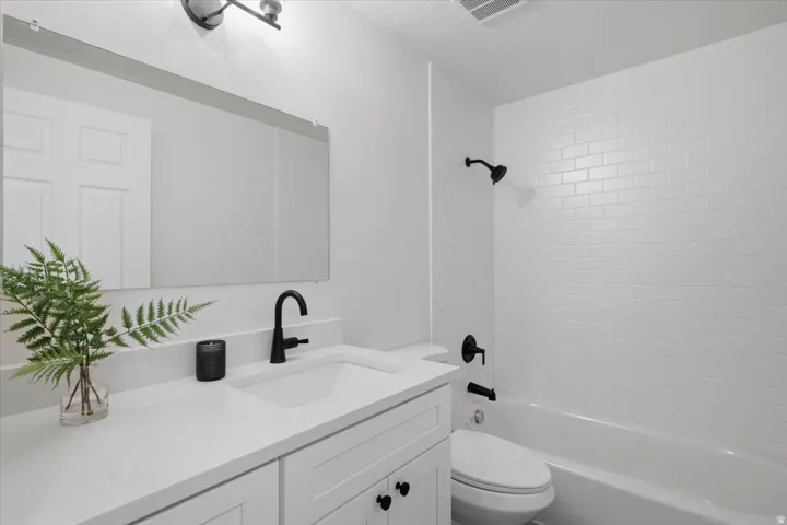 585 W 660 S, Tremonton, Utah 84337