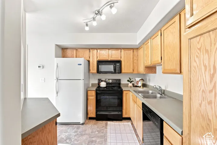6983 S Ufizzi Ct, West Jordan, Utah 84084