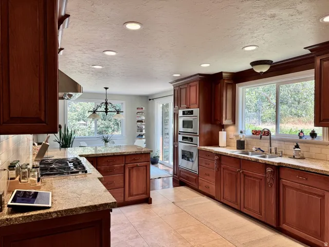 535 E Powell Ave, Centerville, Utah 84014