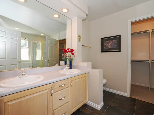 7219 S Ponderosa Dr, Cottonwood Heights, Utah 84121