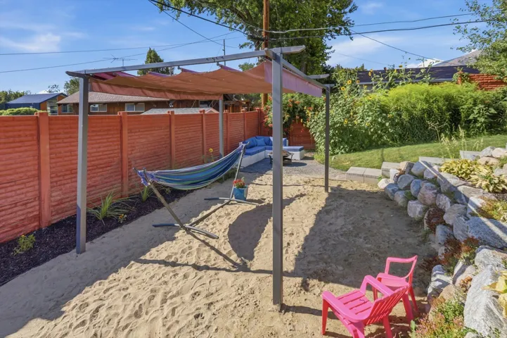 923 E 350 N, Bountiful, Utah 84010