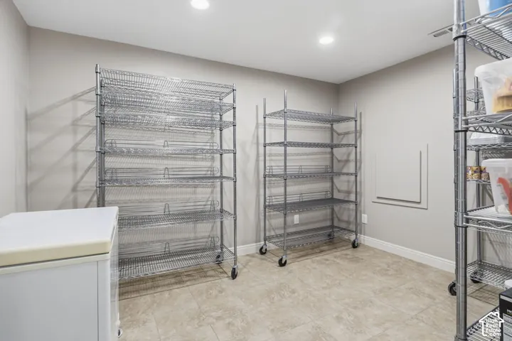 5492 Derby Ln, Stansbury Park, Utah 84074