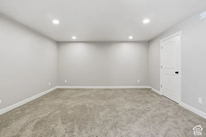 5492 Derby Ln, Stansbury Park, Utah 84074