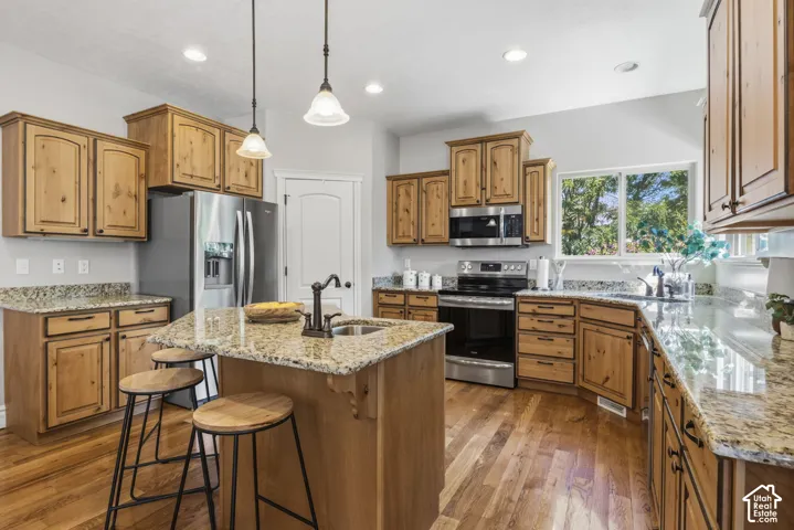 5492 Derby Ln, Stansbury Park, Utah 84074