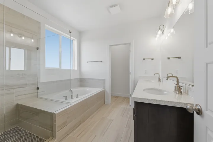 1613 S 4350 W #233, West Weber, Utah 84401