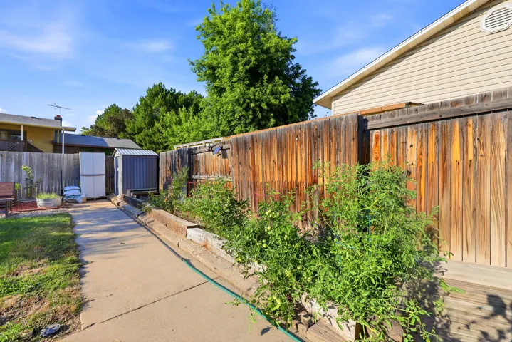 106 W 575 N, Kaysville, Utah 84037