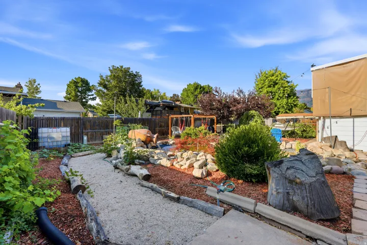 106 W 575 N, Kaysville, Utah 84037
