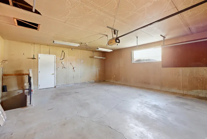 106 W 575 N, Kaysville, Utah 84037