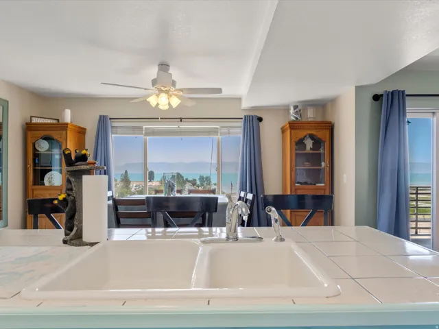 952 N Yacht Dr #2, Garden City, Utah 84028