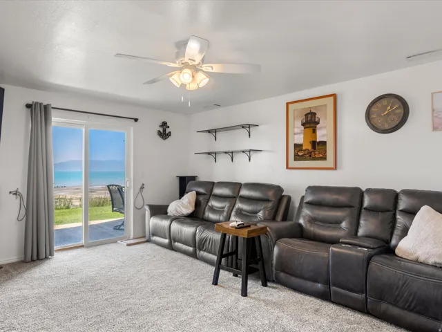 952 N Yacht Dr #2, Garden City, Utah 84028