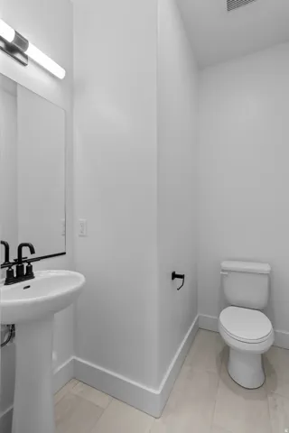 Half bathroom on the first floor