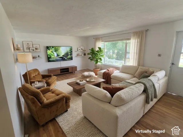1835 N Afton Cir, Layton, Utah 84041