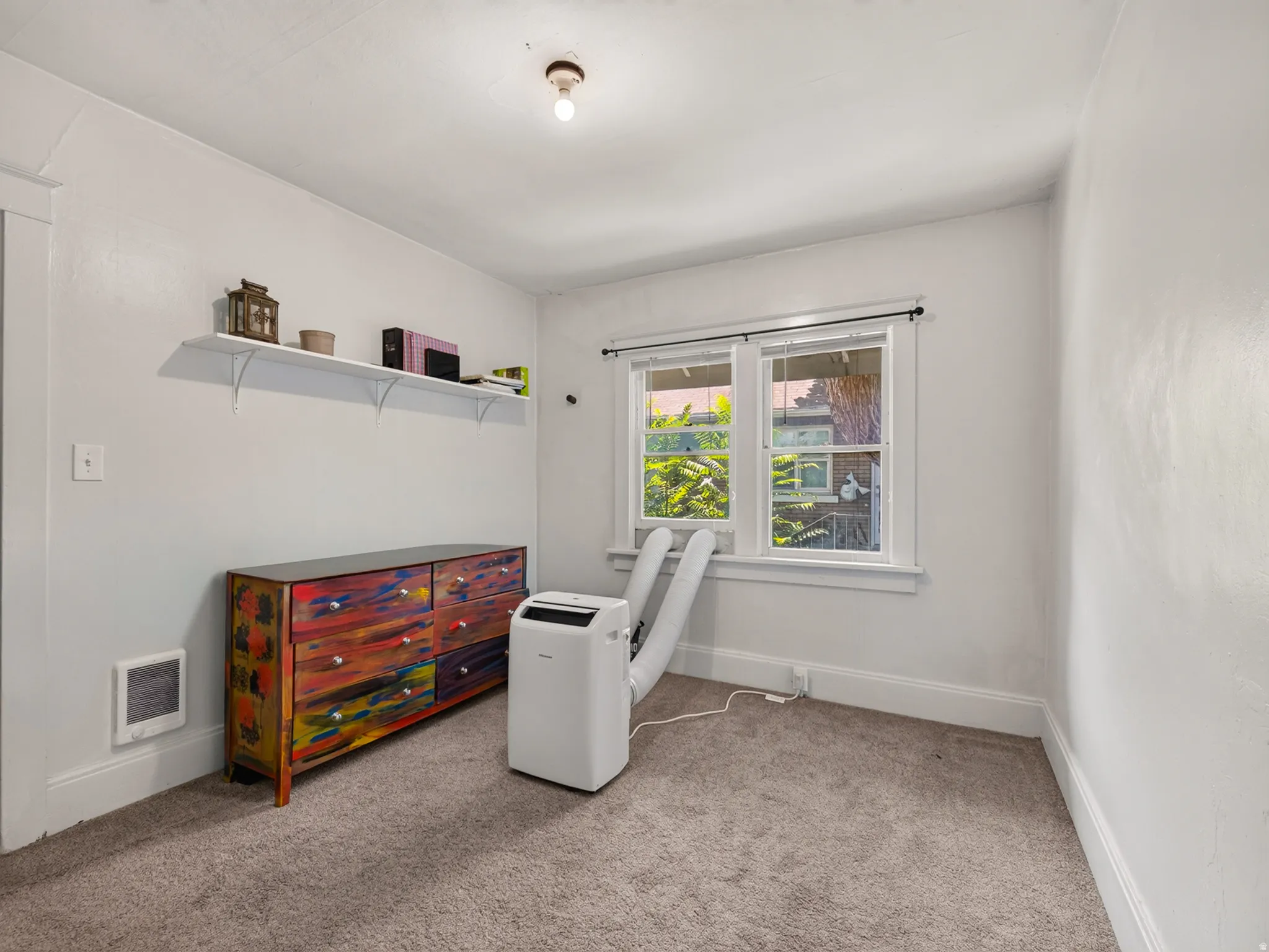 Flexible bonus room