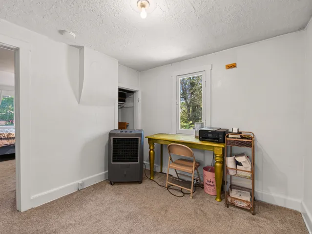 Great space for another bedroom or office