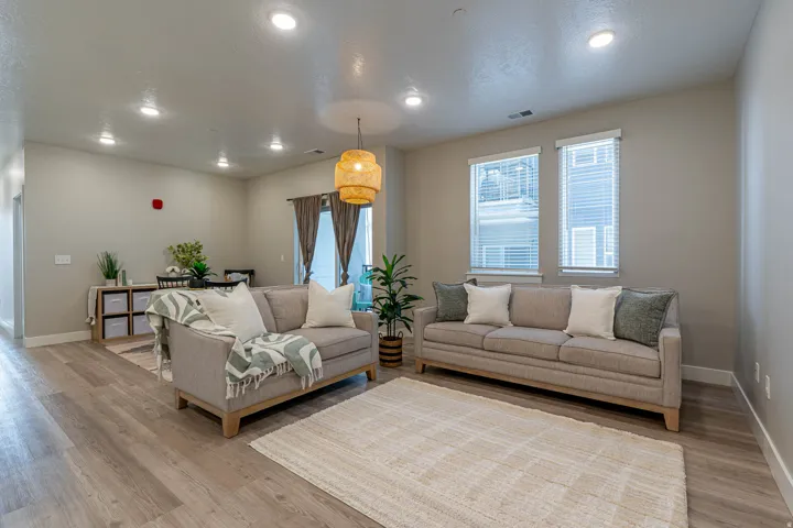 473 W 40 S #h-201, Providence, Utah 84332