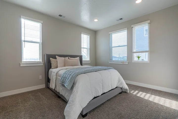 473 W 40 S #h-201, Providence, Utah 84332