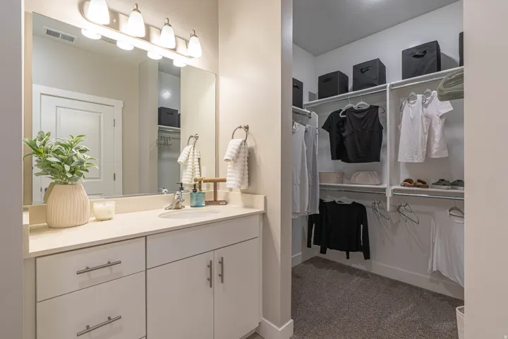 473 W 40 S #h-201, Providence, Utah 84332