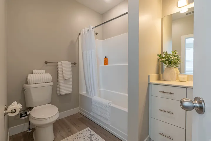 473 W 40 S #h-201, Providence, Utah 84332