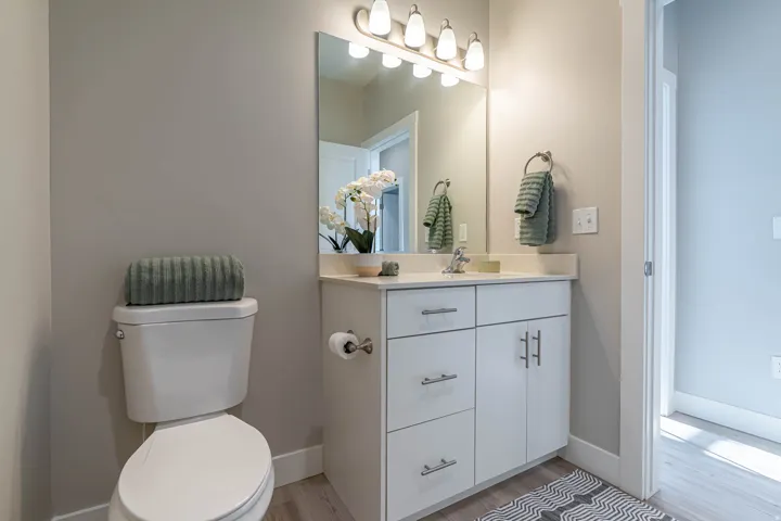 473 W 40 S #h-201, Providence, Utah 84332