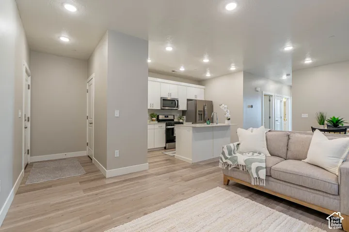 473 W 40 S #h-201, Providence, Utah 84332