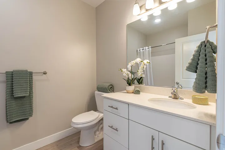 473 W 40 S #h-201, Providence, Utah 84332