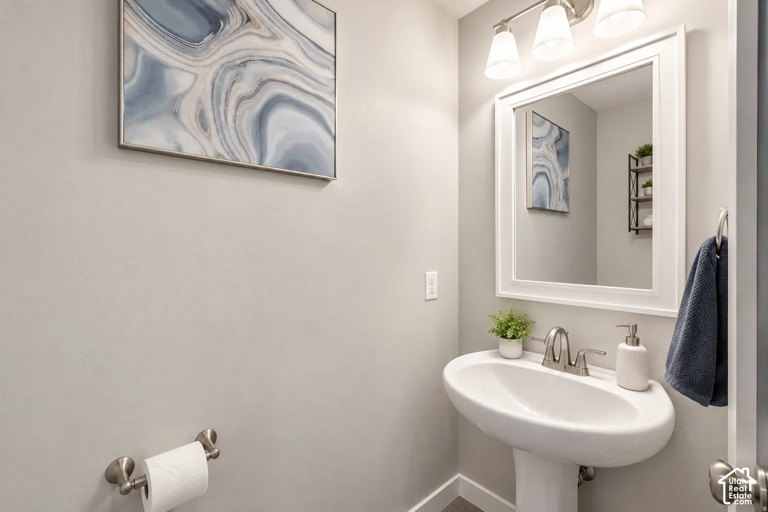 Guest Bathroom