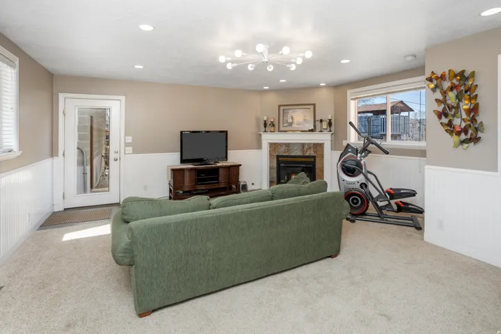 235 W 1400 N, Bountiful, Utah 84010