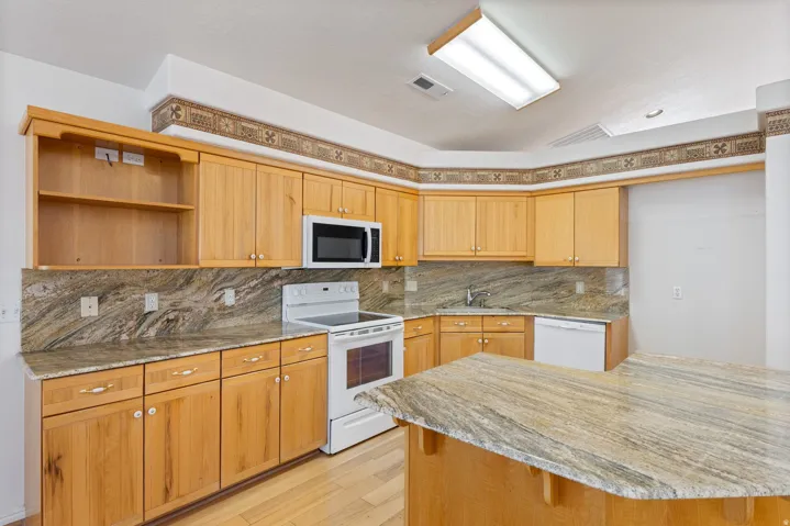 780 Lobo Ln, Washington, Utah 84780