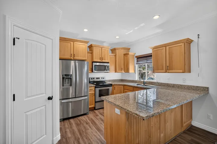 1462 E Tuscan Oak Way, Sandy, Utah 84092