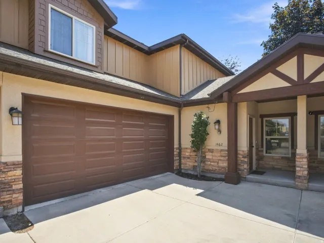 1462 E Tuscan Oak Way, Sandy, Utah 84092
