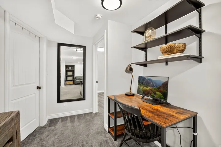 1462 E Tuscan Oak Way, Sandy, Utah 84092