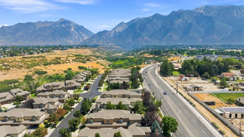 1462 E Tuscan Oak Way, Sandy, Utah 84092
