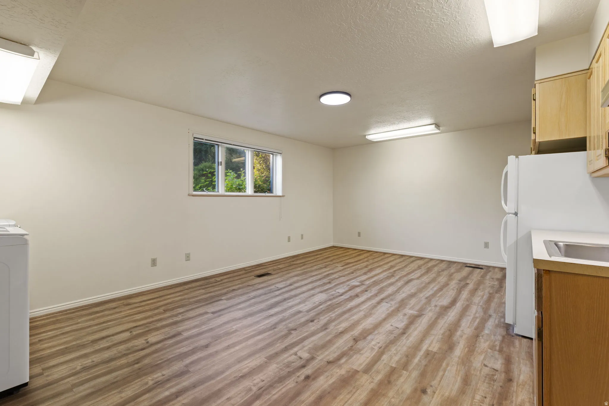 Room has walk-in closet. Counted as bedroom, but flex room with many options.