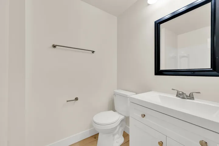 Bathroom1