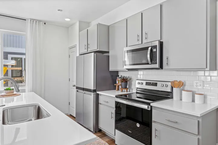 488 N Weber River St, Saratoga Springs, Utah 84045